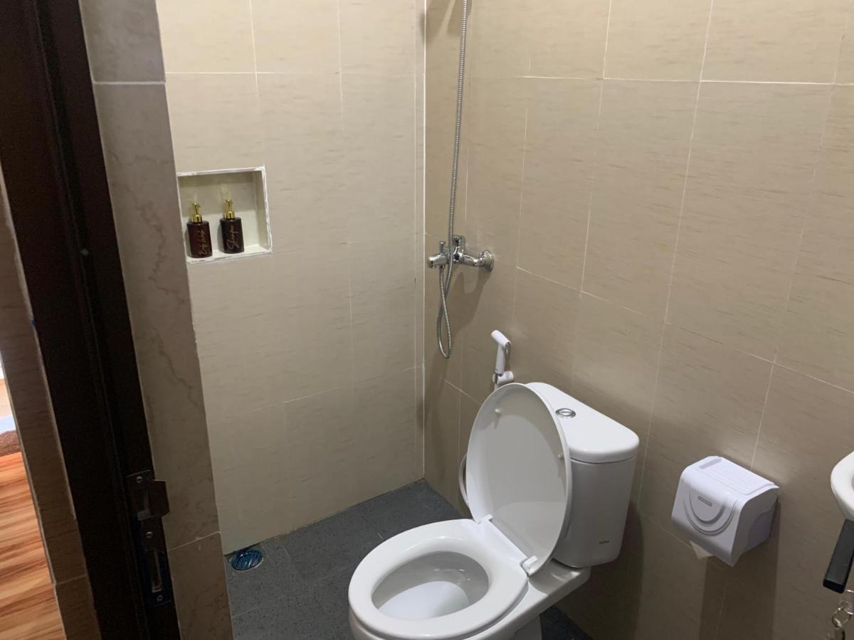 Tirtasuci House Hotel กูตา ภายนอก รูปภาพ