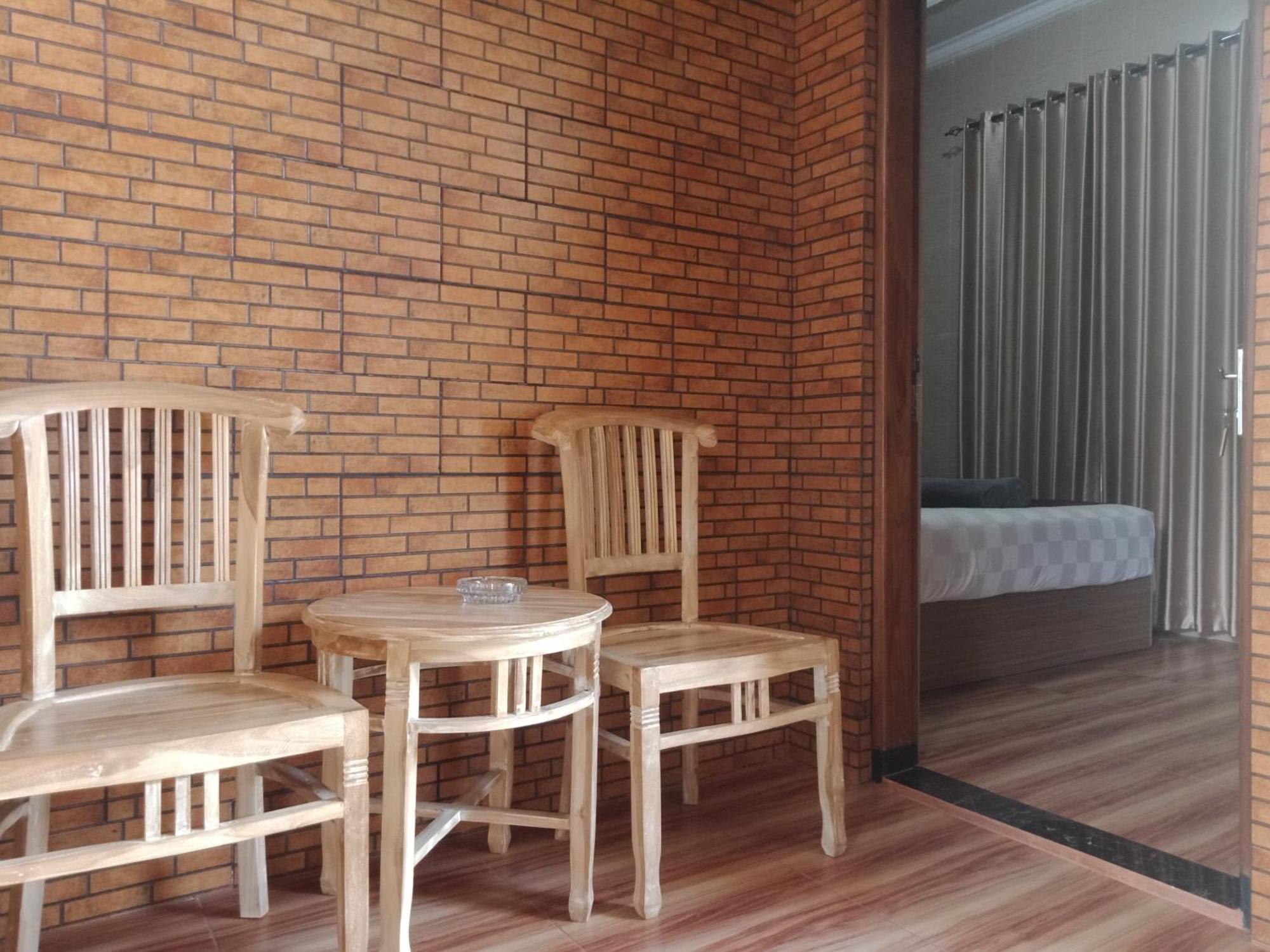 Tirtasuci House Hotel กูตา ภายนอก รูปภาพ